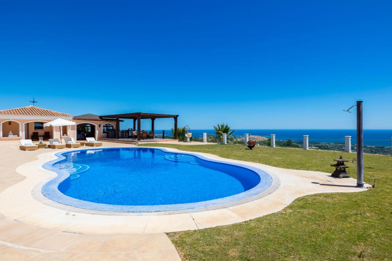 Luxury Villa Bellagio Estepona (Adults Only) ภายนอก รูปภาพ