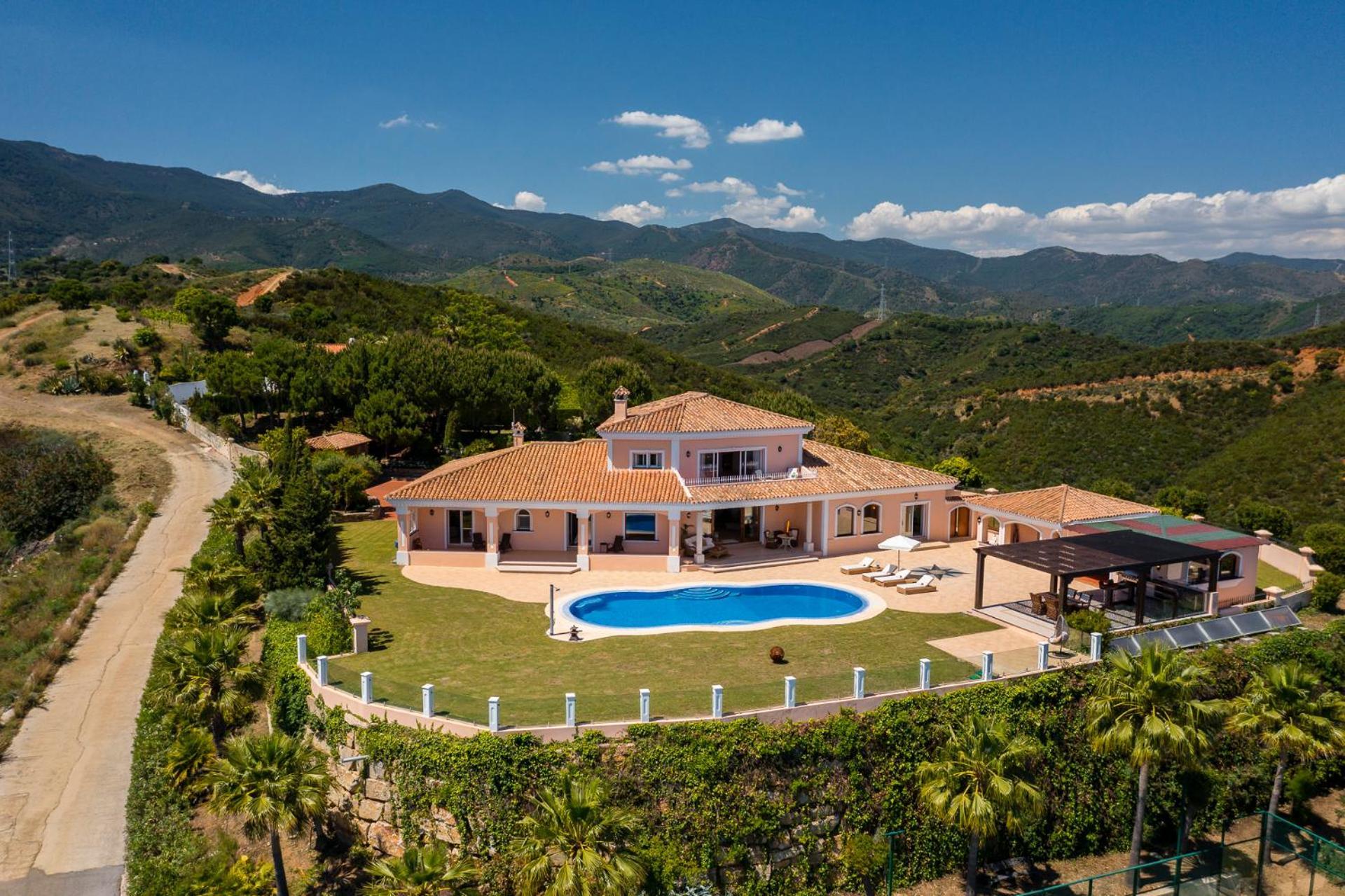 Luxury Villa Bellagio Estepona (Adults Only) ภายนอก รูปภาพ