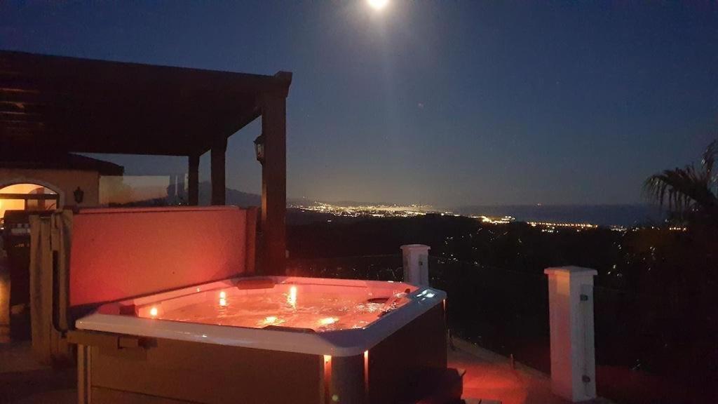 Luxury Villa Bellagio Estepona (Adults Only) ภายนอก รูปภาพ